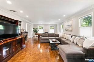 700 Oak Ln, Franklin Lakes, NJ 07417 - Photo 17