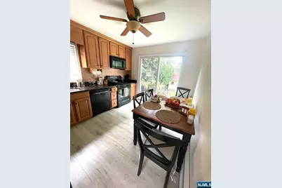 50 Chobot Lane 1 #1, Elmwood Park, NJ 07407 - Photo 5