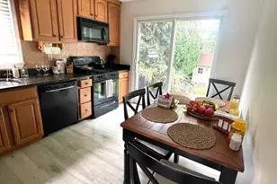 50 Chobot Ln 1, Elmwood Park, NJ 07407 - Photo 5