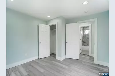 351 Railroad Avenue 2 #2, Hackensack, NJ 07601 - Photo 7