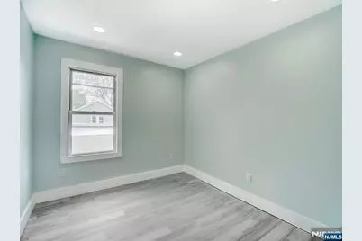 351 Railroad Avenue 2 #2, Hackensack, NJ 07601 - Photo 5