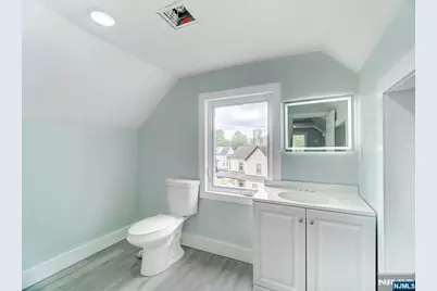 351 Railroad Avenue 2 #2, Hackensack, NJ 07601 - Photo 19