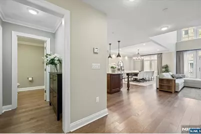 208 Shearwater Court 15 #15, Jersey City, NJ 07305 - Photo 15