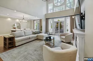 208 Shearwater Ct 15, Jersey City, NJ 07305 - Photo 9