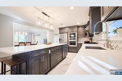 240 E Clinton Avenue, Tenafly, NJ 07670 - Photo 15