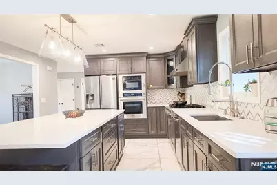 240 E Clinton Avenue, Tenafly, NJ 07670 - Photo 3