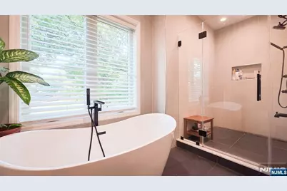 240 E Clinton Avenue, Tenafly, NJ 07670 - Photo 25
