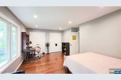 240 E Clinton Avenue, Tenafly, NJ 07670 - Photo 29