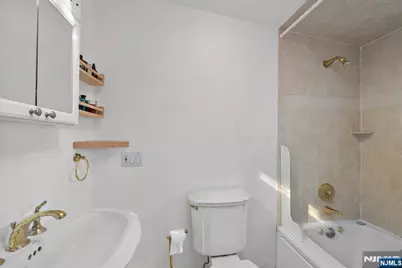 0-150 Tunbridge Road, Fair Lawn, NJ 07410 - Photo 19