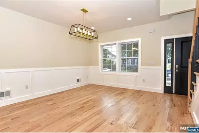 311 Harrison Avenue, Hasbrouck Heights, NJ 07604 - Photo 9
