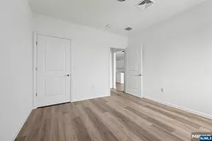 2 Executive Dr 807, Fort Lee, NJ 07024 - Photo 9