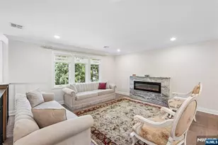 12 Parker Pl, Upper Saddle River, NJ 07458 - Photo 5
