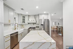 12 Parker Pl, Upper Saddle River, NJ 07458 - Photo 7