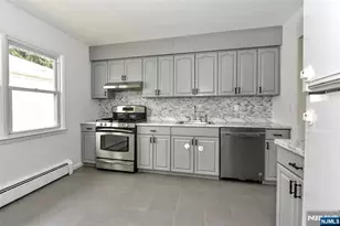 398 Mayer Ct 2, Ridgefield, NJ 07657 - Photo 9