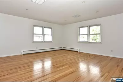 398 Mayer Court 2 #2, Ridgefield, NJ 07657 - Photo 5