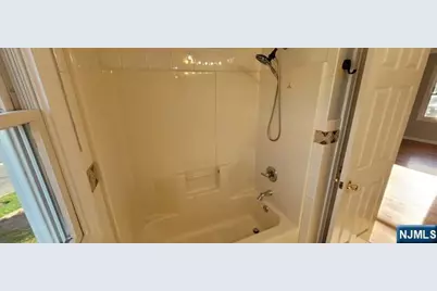 2 Roth Street, Elmwood Park, NJ 07407 - Photo 31