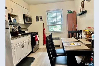 241 Passaic Street 11B #11B, Rochelle Park Township, NJ 07662 - Photo 5