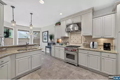 125 Windsor Lane, Ramsey, NJ 07446 - Photo 17