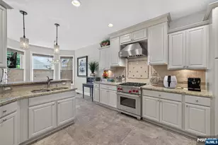 125 Windsor Ln, Ramsey, NJ 07446 - Photo 17