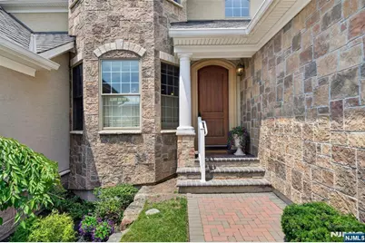 125 Windsor Lane, Ramsey, NJ 07446 - Photo 3