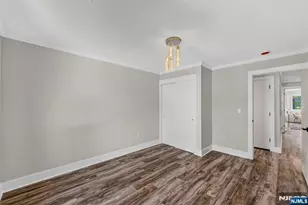 163B Kipp Ave, Elmwood Park, NJ 07407 - Photo 31