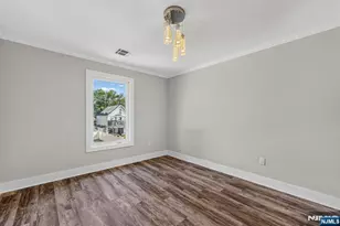 163B Kipp Ave, Elmwood Park, NJ 07407 - Photo 29