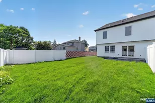 163B Kipp Ave, Elmwood Park, NJ 07407 - Photo 37