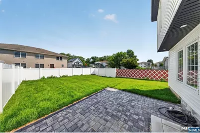 163B Kipp Avenue, Elmwood Park, NJ 07407 - Photo 41