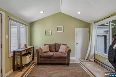 78 Legion Place, Paramus, NJ 07652 - Photo 5