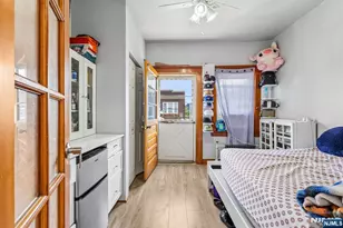 390 Delano Pl, Fairview, NJ 07022 - Photo 15