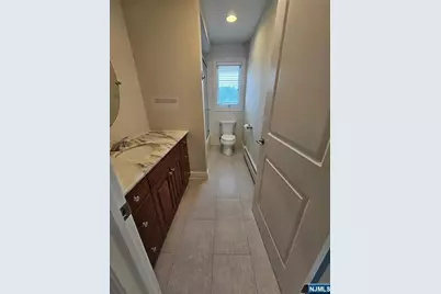 220 Glen Avenue B #B, Palisades Park, NJ 07650 - Photo 13