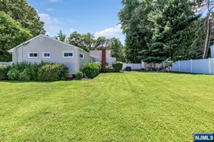 862 Manhattan Ave, Washington Township, NJ 07676 - Photo 33
