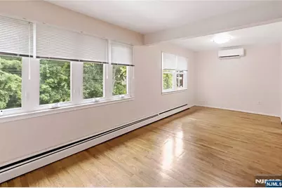 1120 Saint Louis Avenue 1 #1, Hillside, NJ 07205 - Photo 3