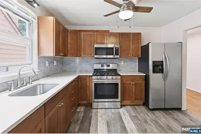 1120 Saint Louis Avenue 1 #1, Hillside, NJ 07205 - Photo 5