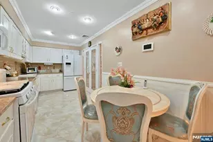 303 76th St, North Bergen, NJ 07047 - Photo 11