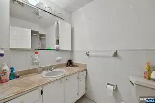 303 76th St, North Bergen, NJ 07047 - Photo 33