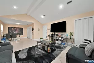 303 76th St, North Bergen, NJ 07047 - Photo 25