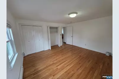 326 Walter Avenue, Hasbrouck Heights, NJ 07604 - Photo 5