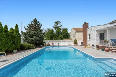 2 Martha Avenue, Elmwood Park, NJ 07407 - Photo 43