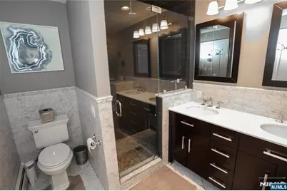 296 Forest Road, Fort Lee, NJ 07024 - Photo 17