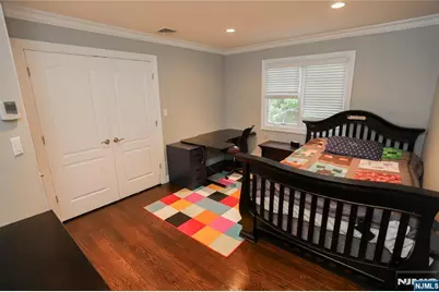 296 Forest Road, Fort Lee, NJ 07024 - Photo 19