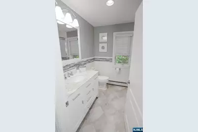 296 Forest Road, Fort Lee, NJ 07024 - Photo 21