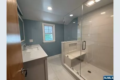 1008 Windsor Road, Teaneck Township, NJ 07666 - Photo 17