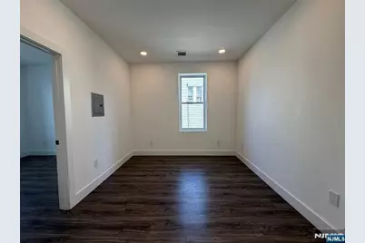 262 Walker Street 2 #2, Fairview, NJ 07022 - Photo 3