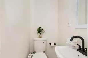 34 Waldo Ave 13, Jersey City, NJ 07306 - Photo 9