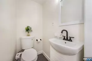 34 Waldo Ave 13, Jersey City, NJ 07306 - Photo 11