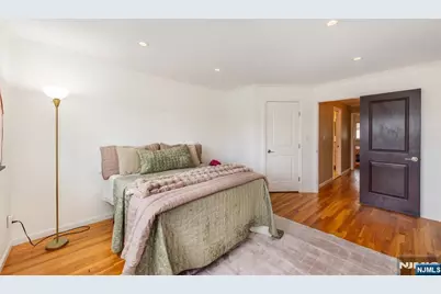 34 Waldo Avenue 13 #13, Jersey City, NJ 07306 - Photo 13