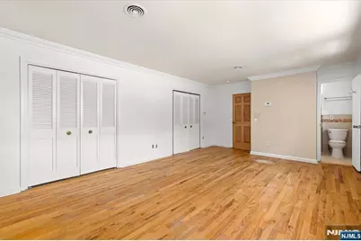 619 Cadmus Court, Teaneck Township, NJ 07666 - Photo 21