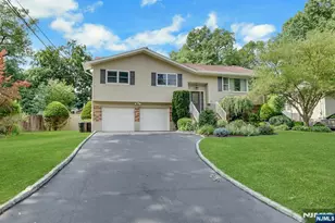 33 Hurlbut St, Westwood, NJ 07675 - Photo 1