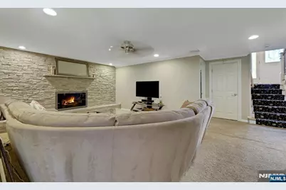 33 Hurlbut Street, Westwood, NJ 07675 - Photo 27